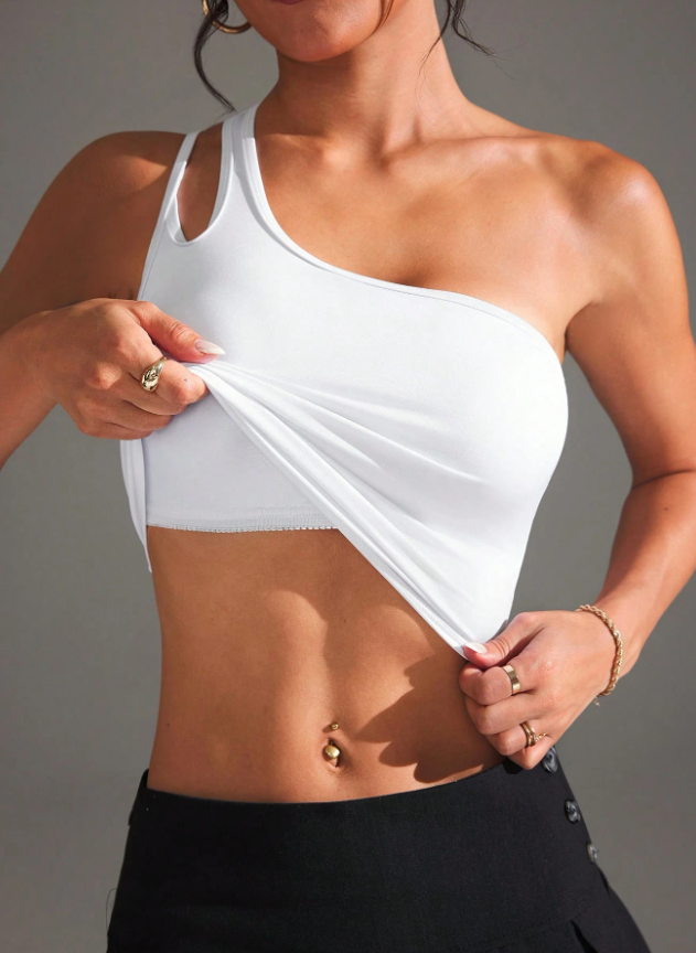 Women’s Oblique Shoulder Sports Bra – Minimalist Fashionable Summer Workout & Fitness Activewear