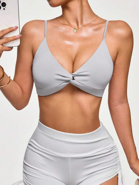 Women's Solid Color Chest Twist Low Back Sports Bra – Stylish Comfortable Activewear for Yoga, Gym, and Fitness